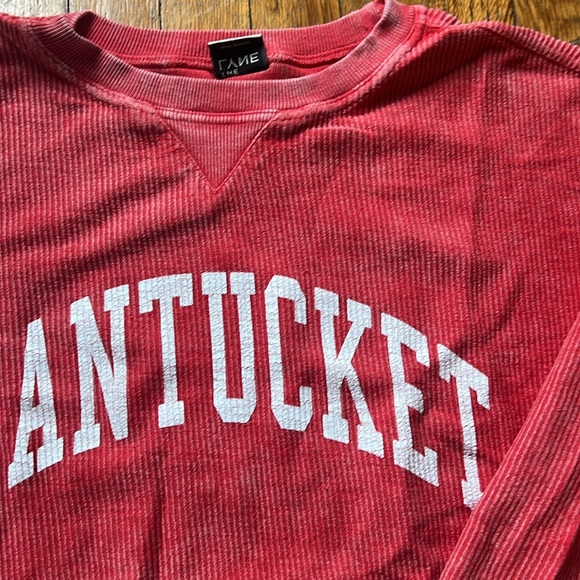 Boxy cropped Nantucket crewneck sweatshirt - Picture 2 of 3